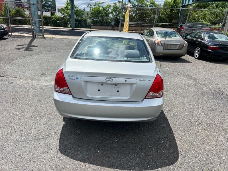 Hyundai Elantra GLS 4-Door 2006
