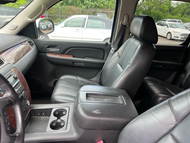 Chevrolet Suburban LT1 1500 4WD 2009