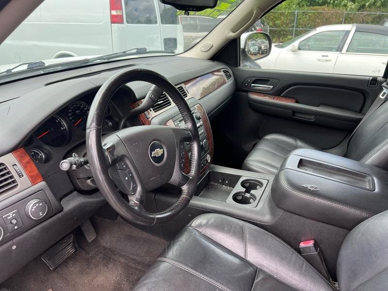 Chevrolet Suburban LT1 1500 4WD 2009