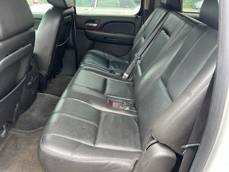 Chevrolet Suburban LT1 1500 4WD 2009
