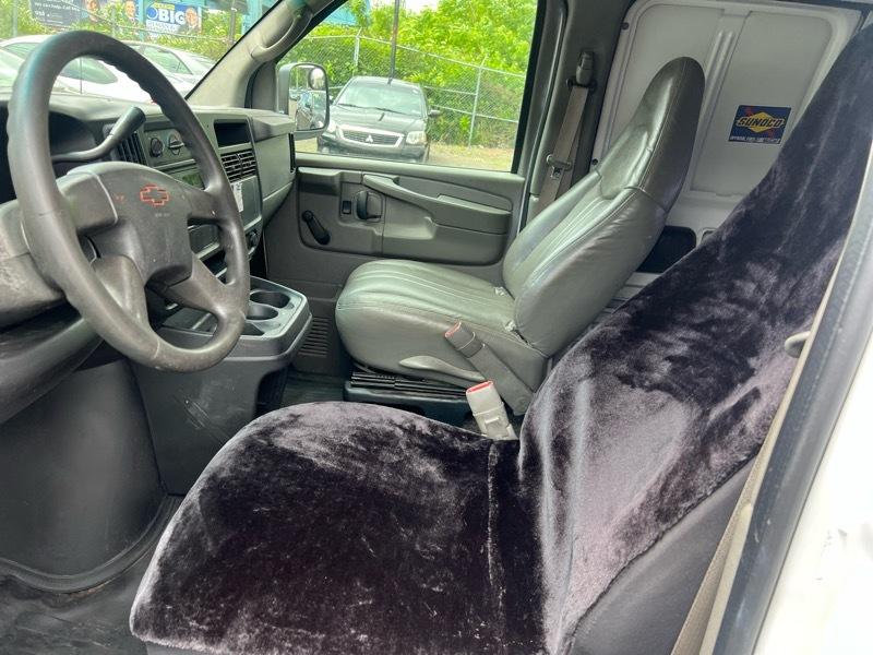 Chevrolet Express 2500 Cargo 2005