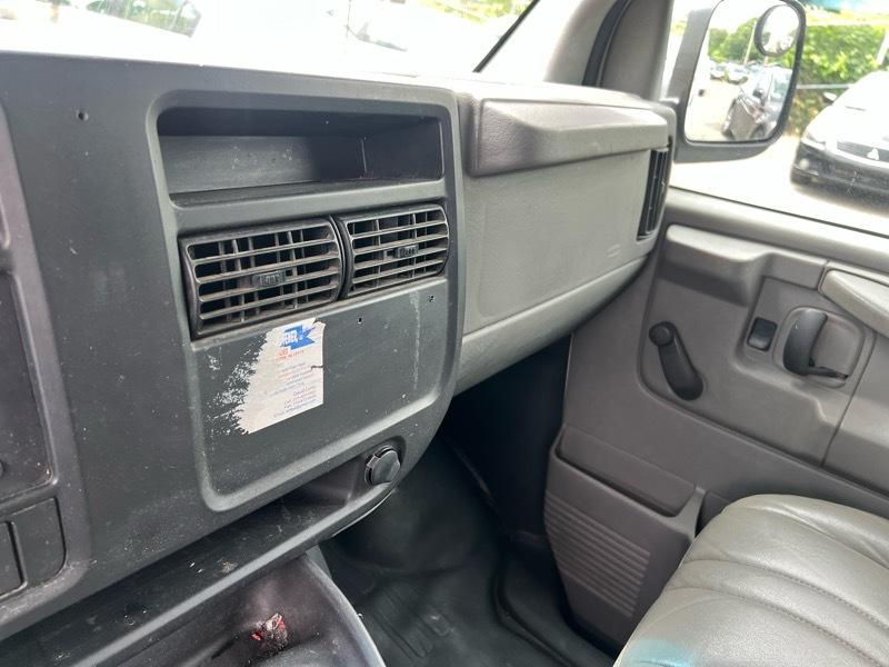 Chevrolet Express 2500 Cargo 2005