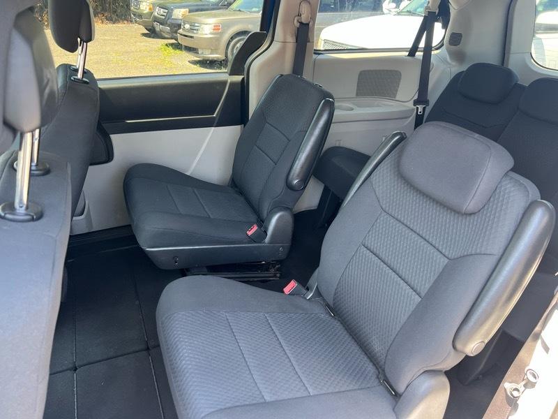 Dodge Grand Caravan SE 2010