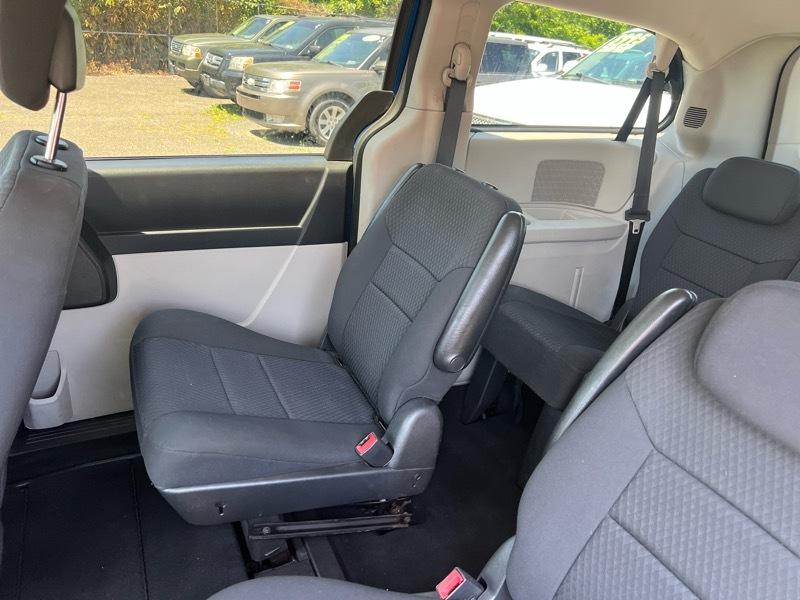 Dodge Grand Caravan SE 2010