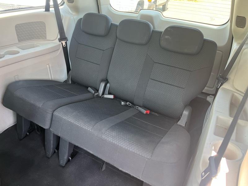 Dodge Grand Caravan SE 2010