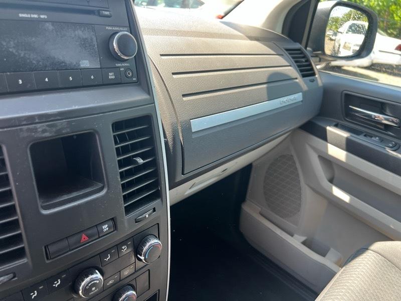 Dodge Grand Caravan SE 2010