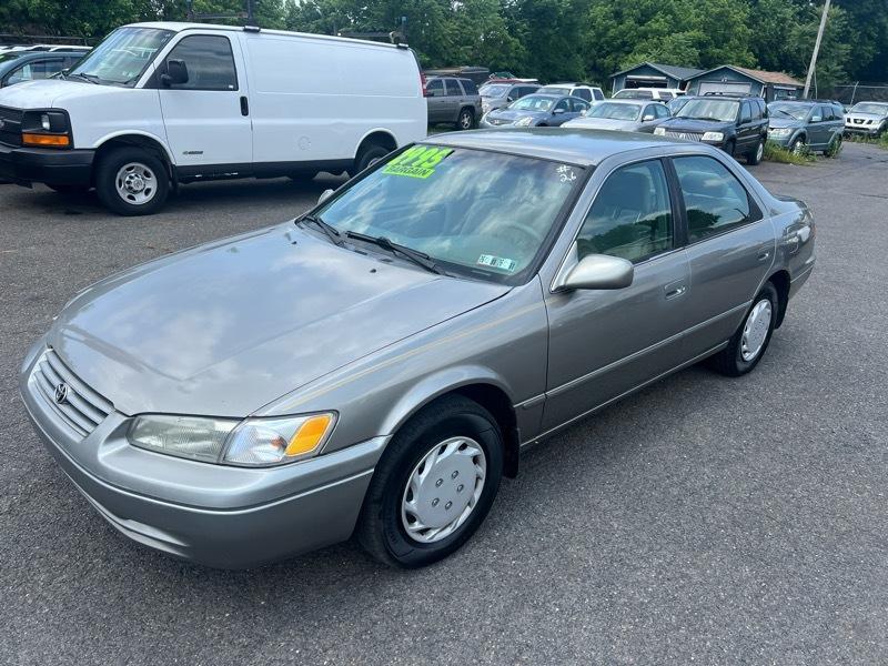 Toyota Camry CE 1999