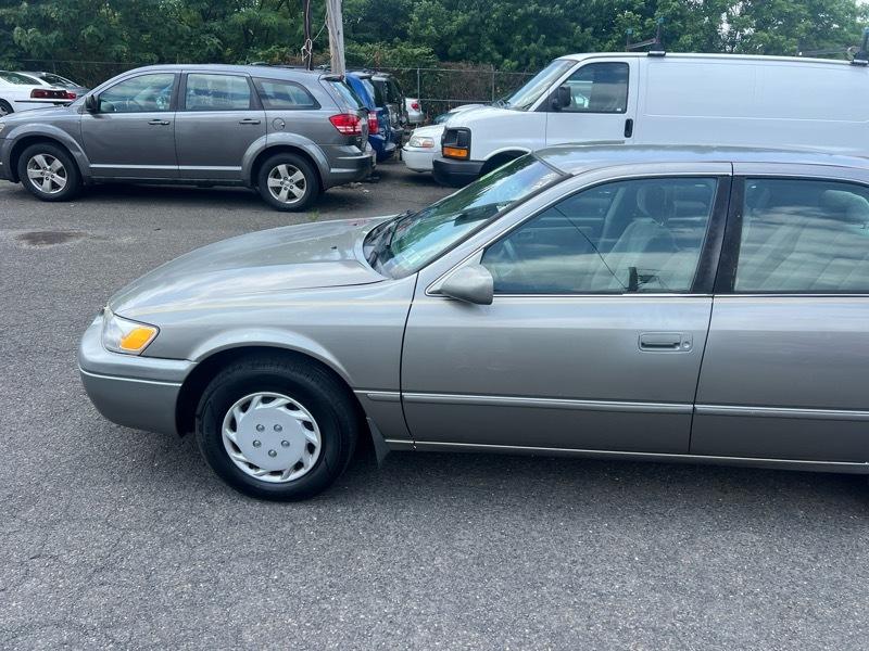 Toyota Camry CE 1999