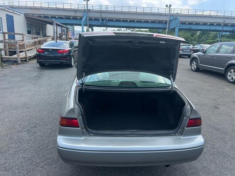 Toyota Camry CE 1999