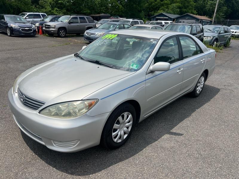Toyota Camry Standard 2006