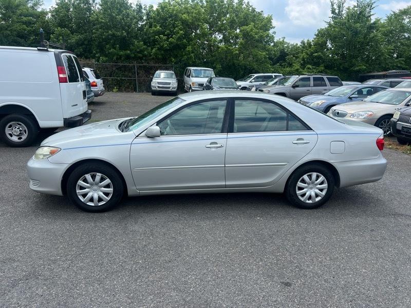 Toyota Camry Standard 2006