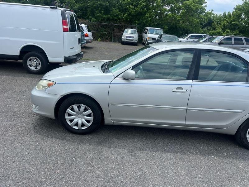 Toyota Camry Standard 2006