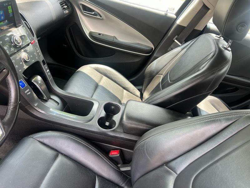 Chevrolet Volt Premium w/ Navigation 2012