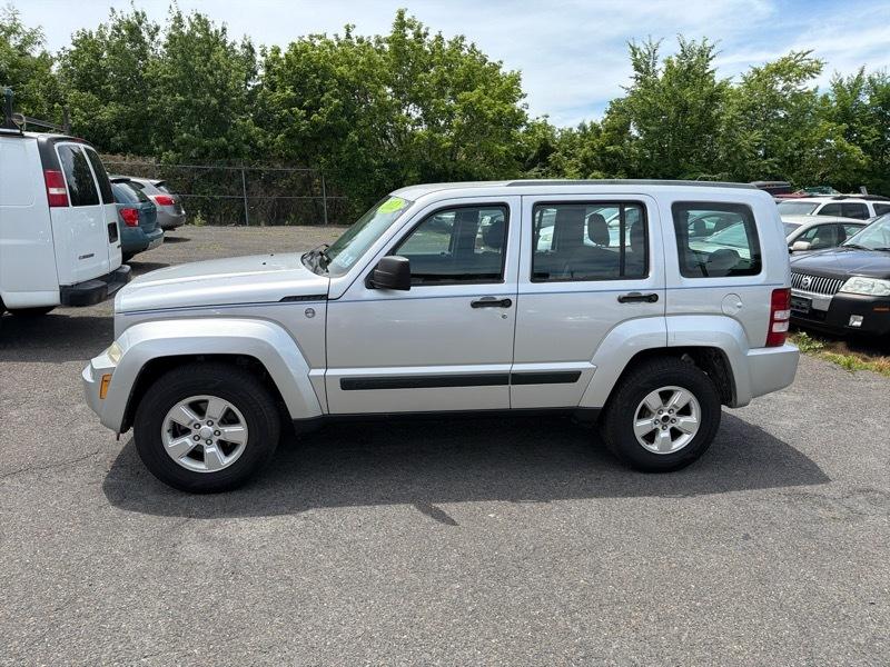 Jeep Liberty Sport 4WD 2012