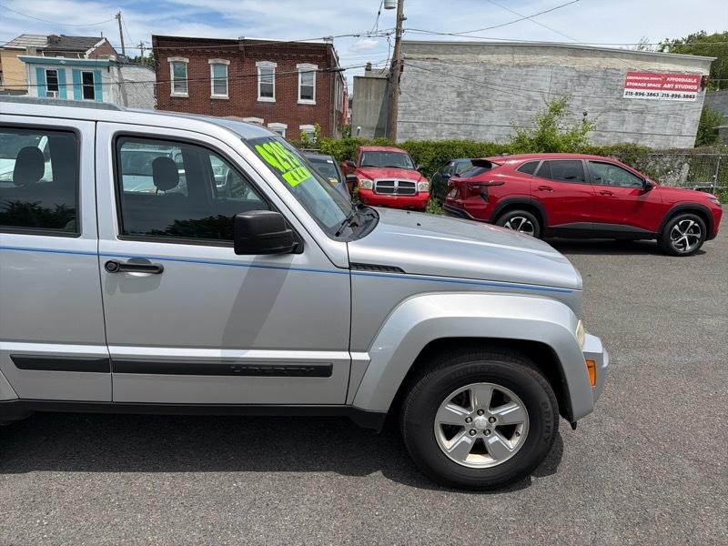 Jeep Liberty Sport 4WD 2012