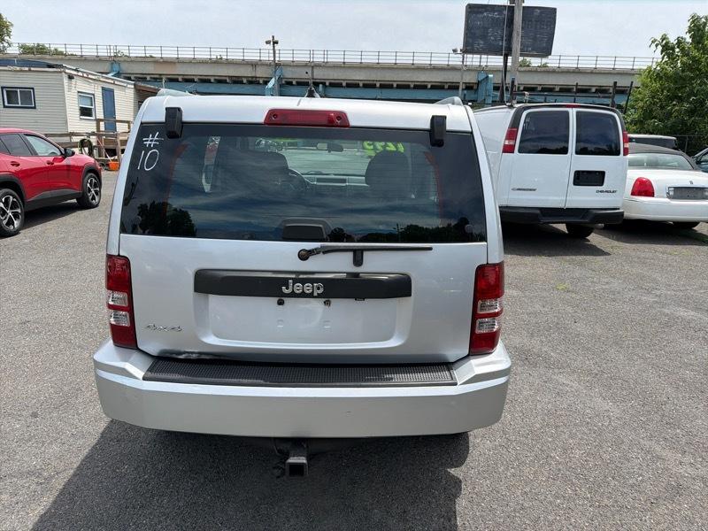 Jeep Liberty Sport 4WD 2012