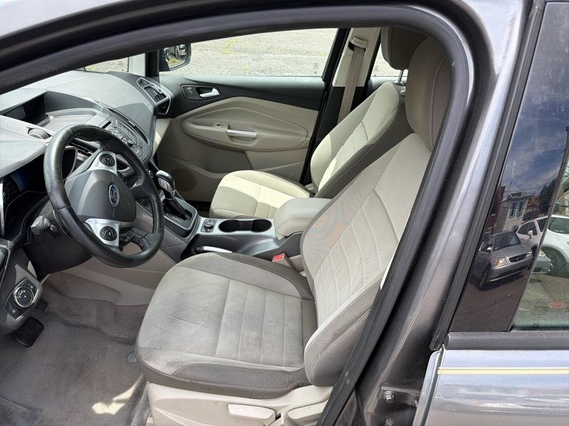 Ford C-Max Hybrid SE 2013