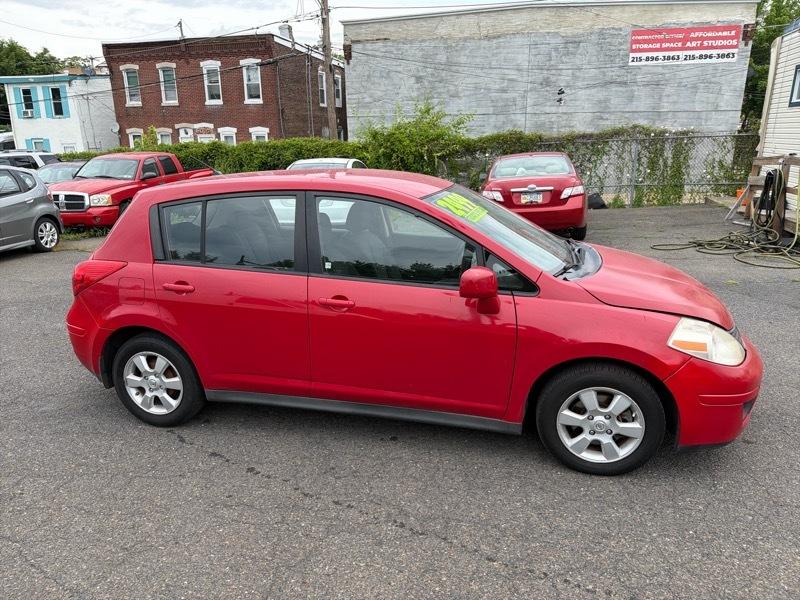 Nissan Versa 1.8 S 2007