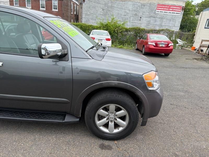 Nissan Armada SE 4WD 2010