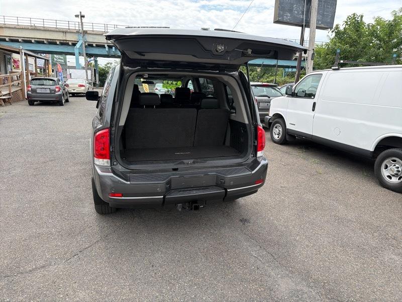 Nissan Armada SE 4WD 2010