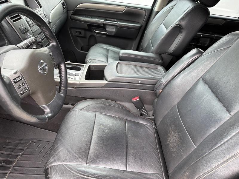 Nissan Armada SE 4WD 2010