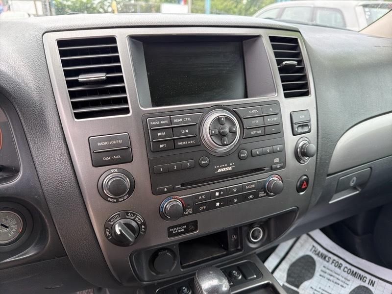 Nissan Armada SE 4WD 2010