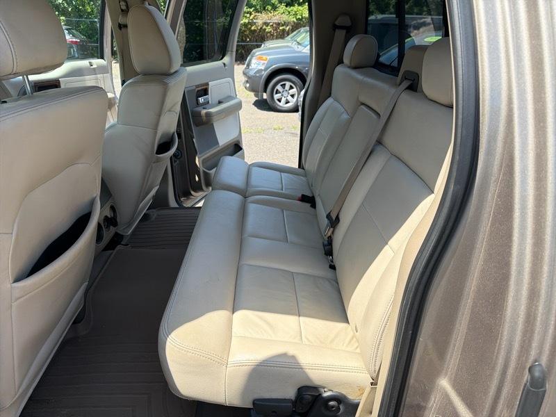 Ford F-150 Lariat SuperCrew 4WD 2004