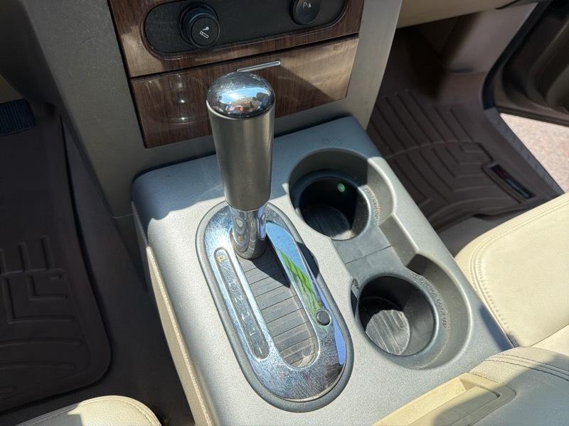 Ford F-150 Lariat SuperCrew 4WD 2004