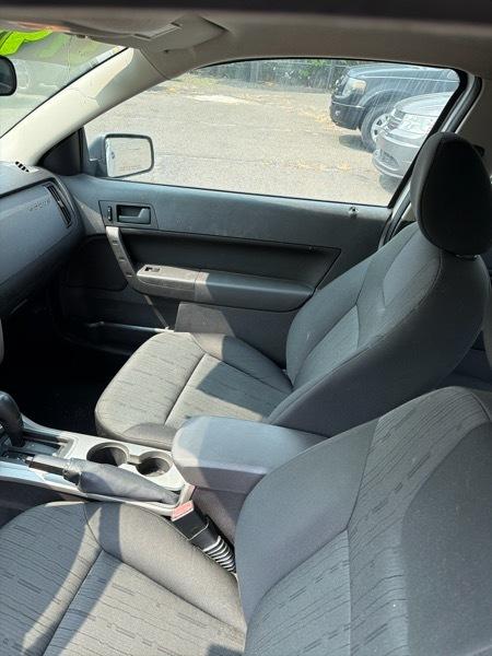 Ford Focus SE Coupe 2008