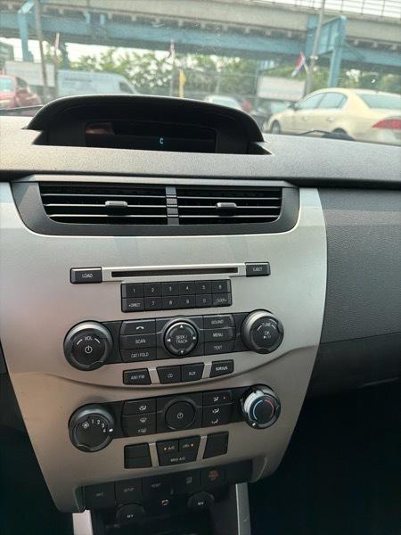 Ford Focus SE Coupe 2008