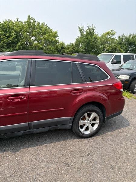 Subaru Outback 3.6R Limited 2013