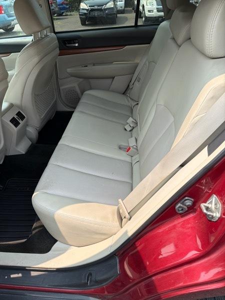 Subaru Outback 3.6R Limited 2013