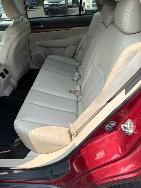 Subaru Outback 3.6R Limited 2013