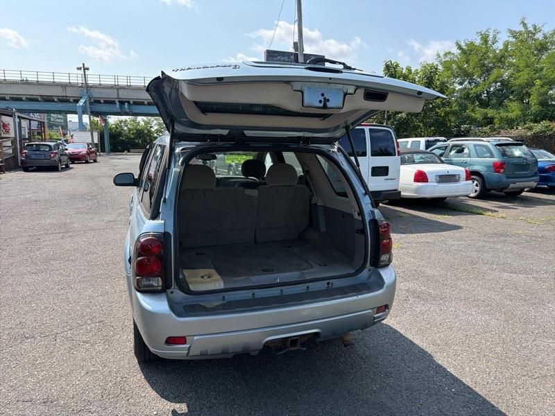 Chevrolet TrailBlazer LS 4WD 2006