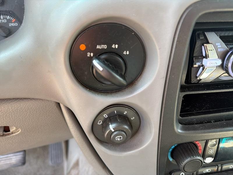 Chevrolet TrailBlazer LS 4WD 2006