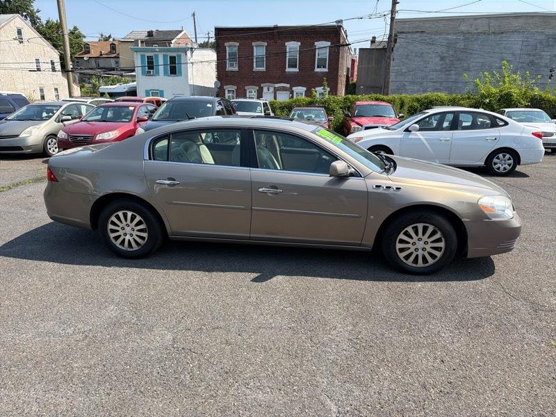 Buick Lucerne CX 2007