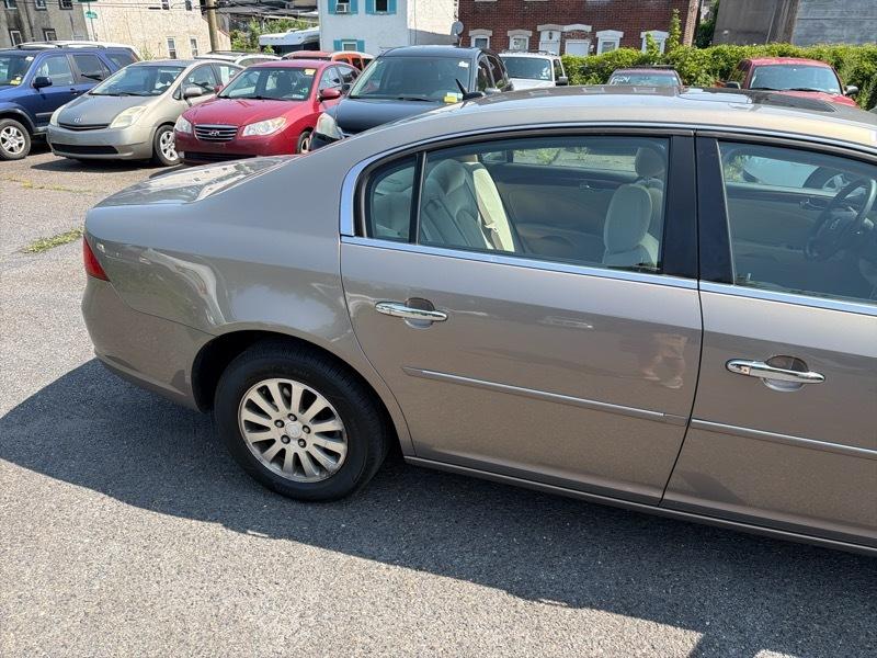 Buick Lucerne CX 2007