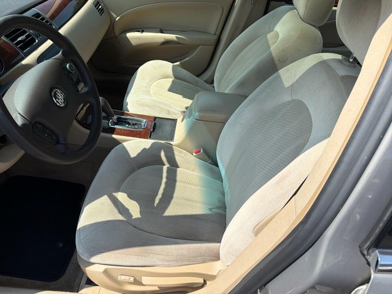 Buick Lucerne CX 2007