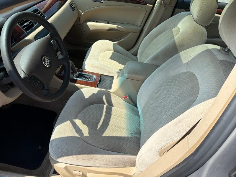 Buick Lucerne CX 2007