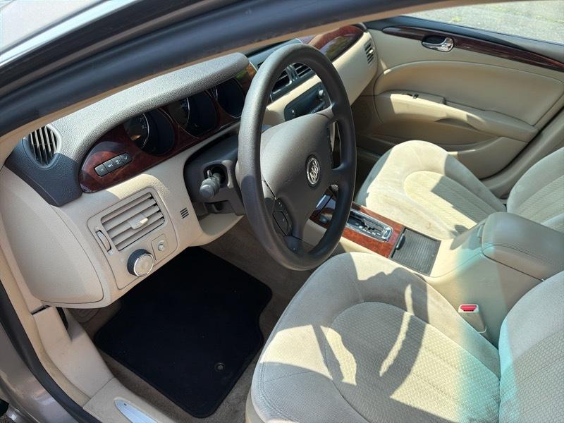 Buick Lucerne CX 2007