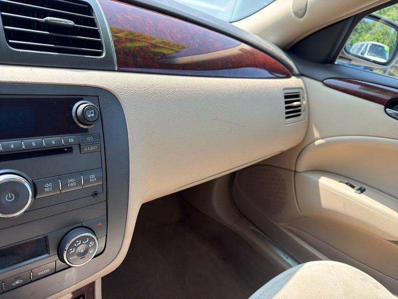 Buick Lucerne CX 2007