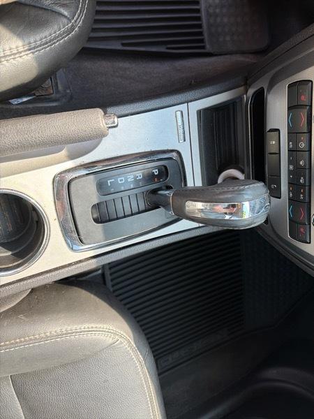 Ford Fusion Hybrid Sedan 2010