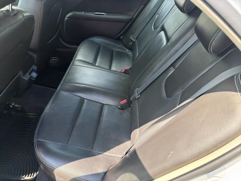 Ford Fusion Hybrid Sedan 2010
