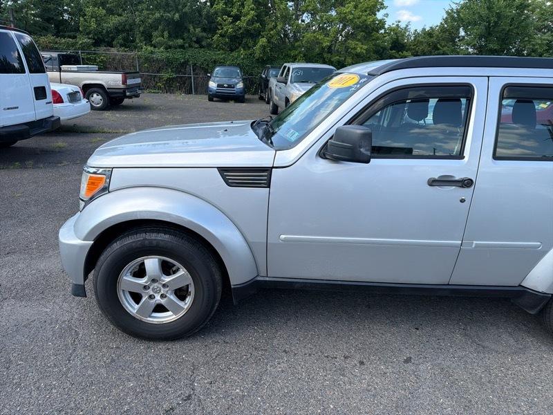 Dodge Nitro SE 2WD 2011