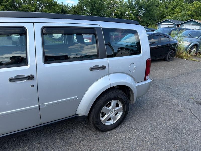 Dodge Nitro SE 2WD 2011