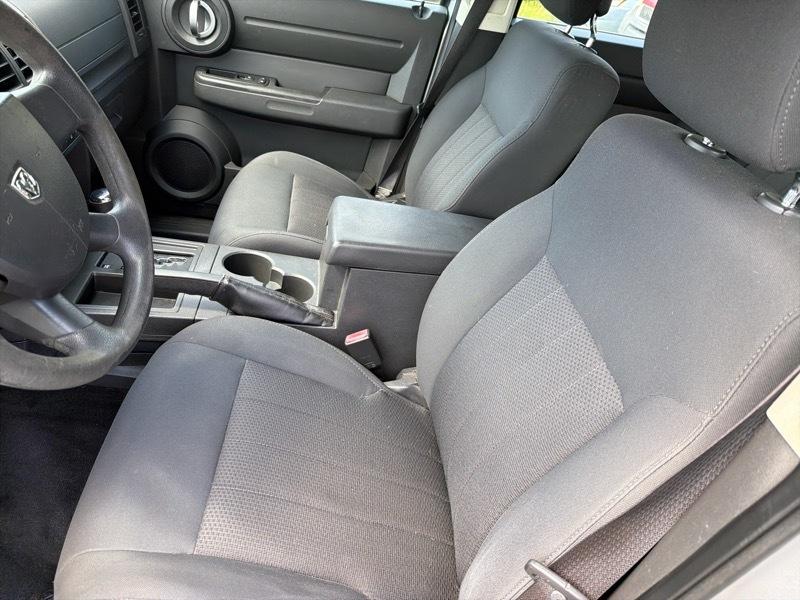 Dodge Nitro SE 2WD 2011