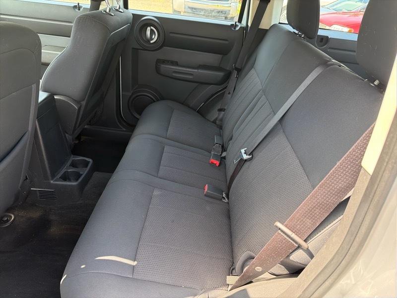 Dodge Nitro SE 2WD 2011