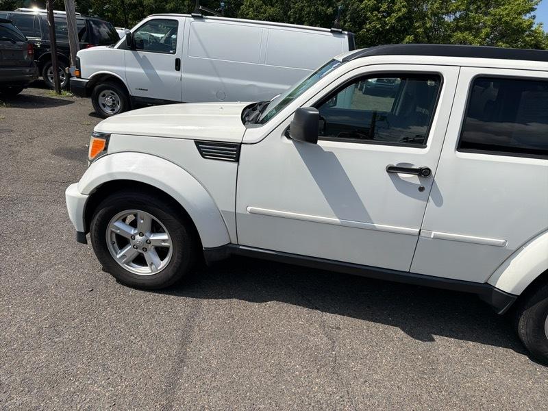 Dodge Nitro SXT 4WD 2007