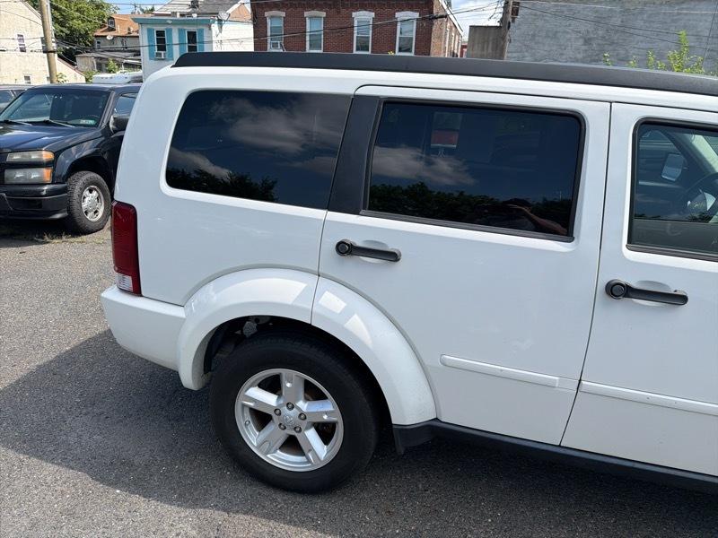 Dodge Nitro SXT 4WD 2007