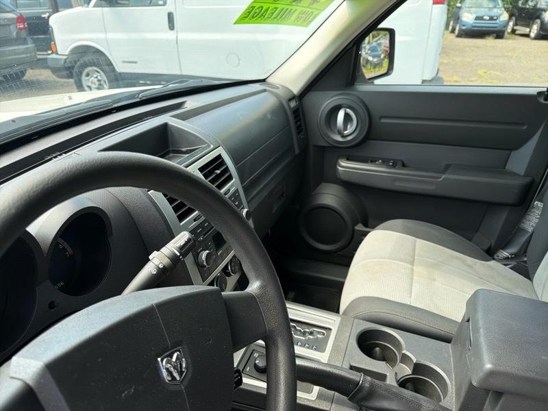 Dodge Nitro SXT 4WD 2007